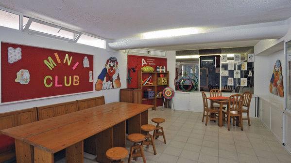 盖鲁阿服务式酒店 拉曼加戴尔马尔梅纳 外观 照片
